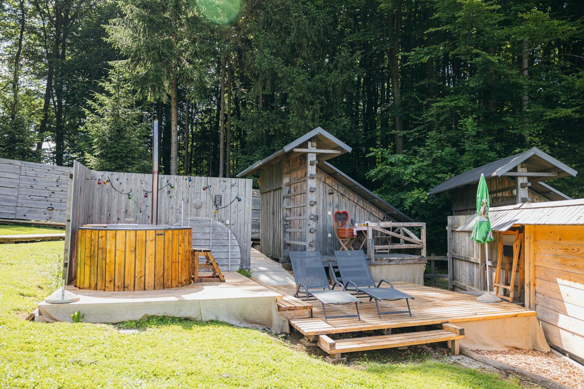 Alp Glamping Village Radovljica Exterior photo
